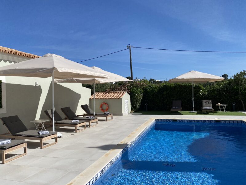 VILLA LUXE ALGARVE - PISCINE - TERRAIN DE PETANQUE - PLAGE A PIED