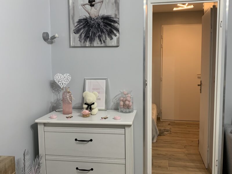 Joli Studio climatisé avec piscine à Saint Raphaël