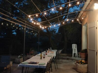 Loue villa jusqu'à 8 personnes avec piscine et piano à queue